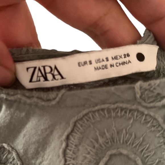 Zara Women’s Mint Green Embroidered Eyelet Romper Size Small - Picture 4 of 7